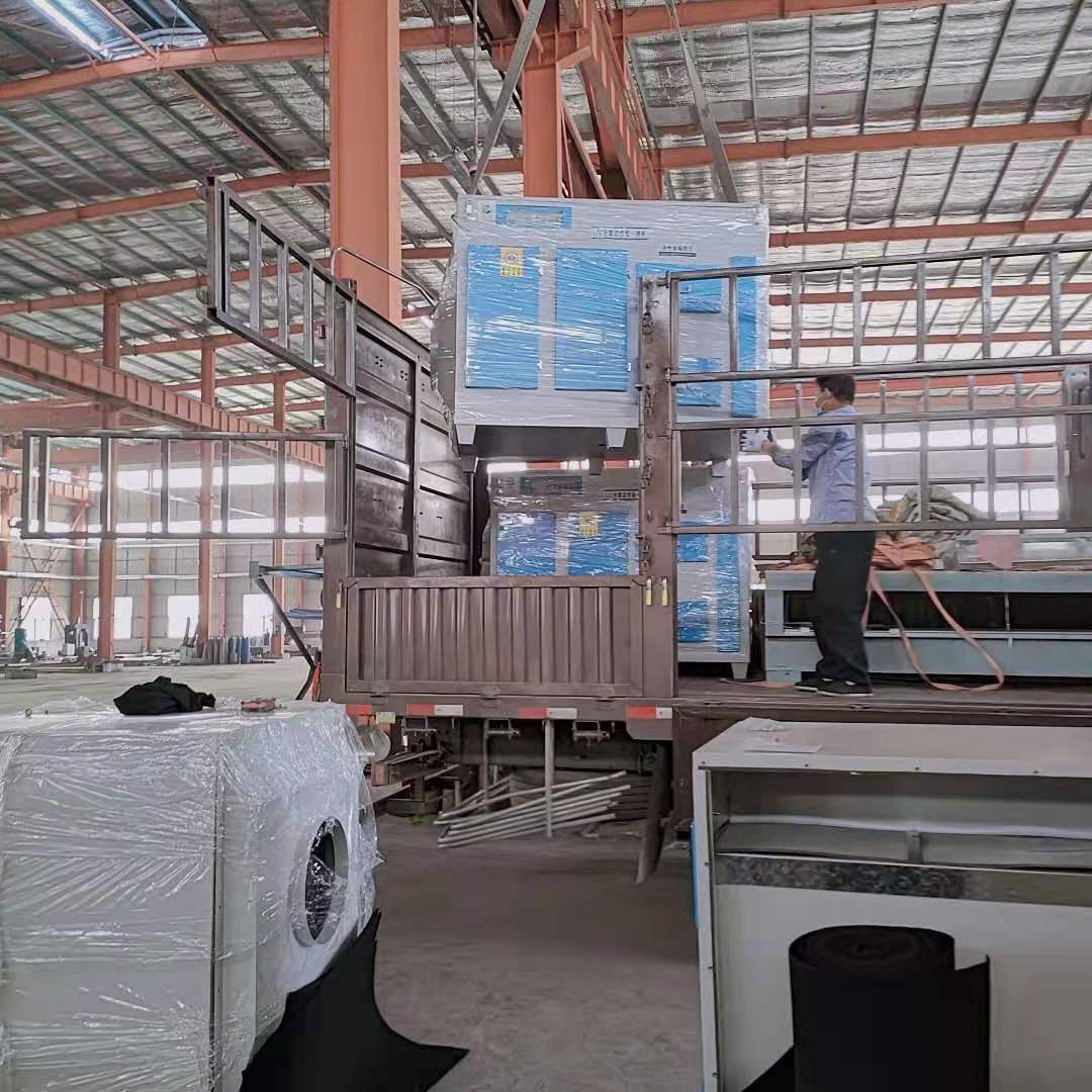 如何選擇適合鋁型材車間的除塵器？工業(yè)除塵設(shè)備廠家 